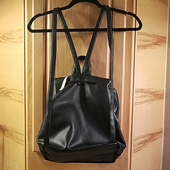 Victoria\'s secret black backpack or tote w long straps NWT 12\